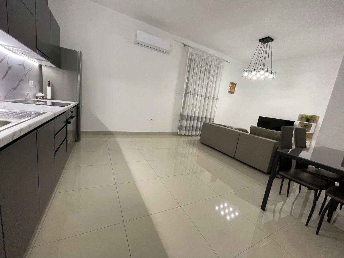 Westwood 2Bd Apartments Durres Exterior photo